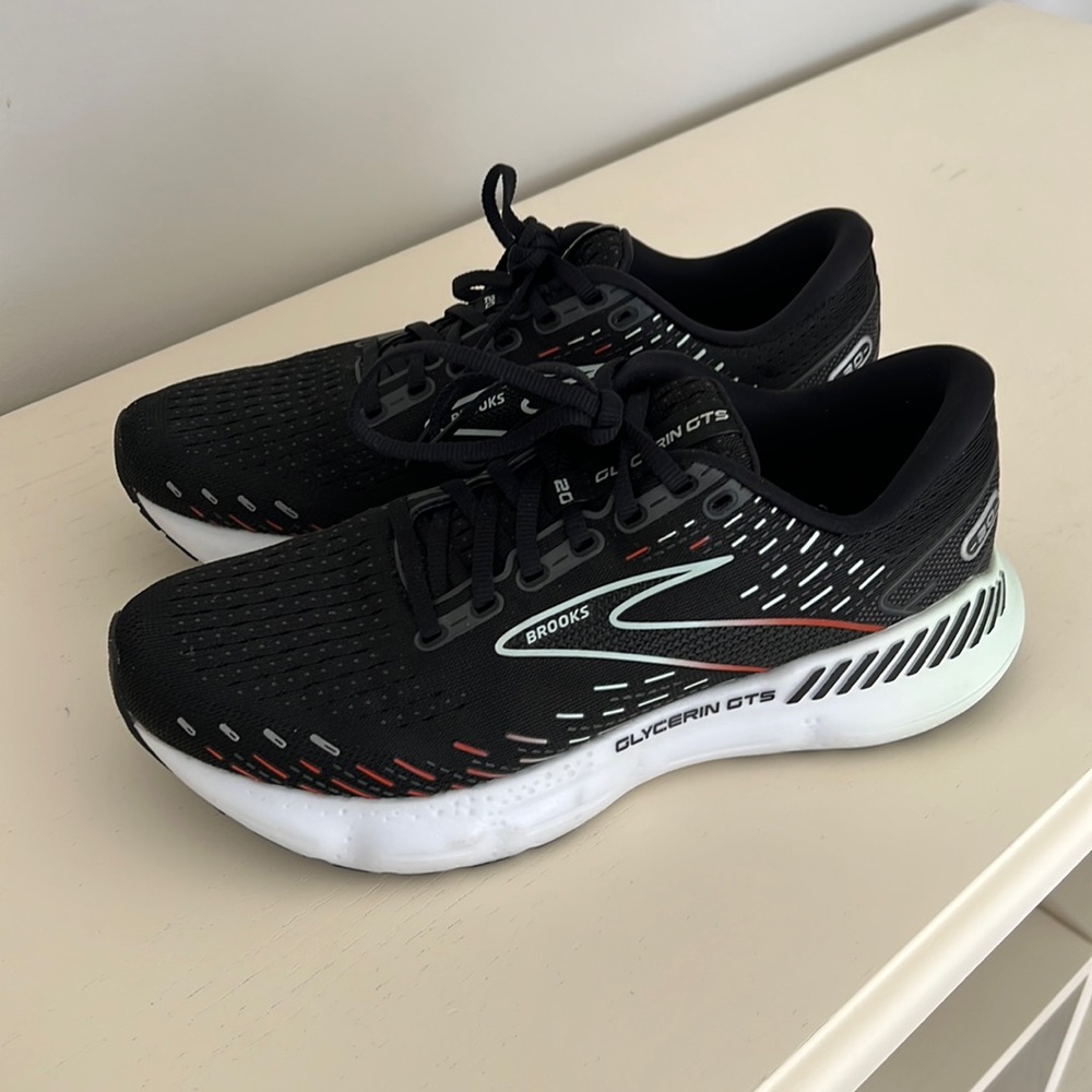 Brooks Glycerin GTS running shoes.